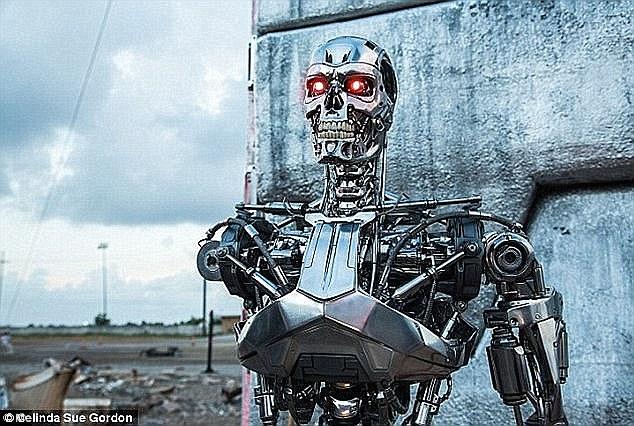 Experts warn that Robots could become CRIMINALS